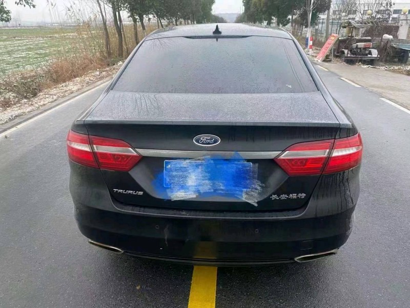 常州16年福特金牛座2