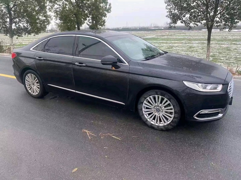 常州16年福特金牛座3