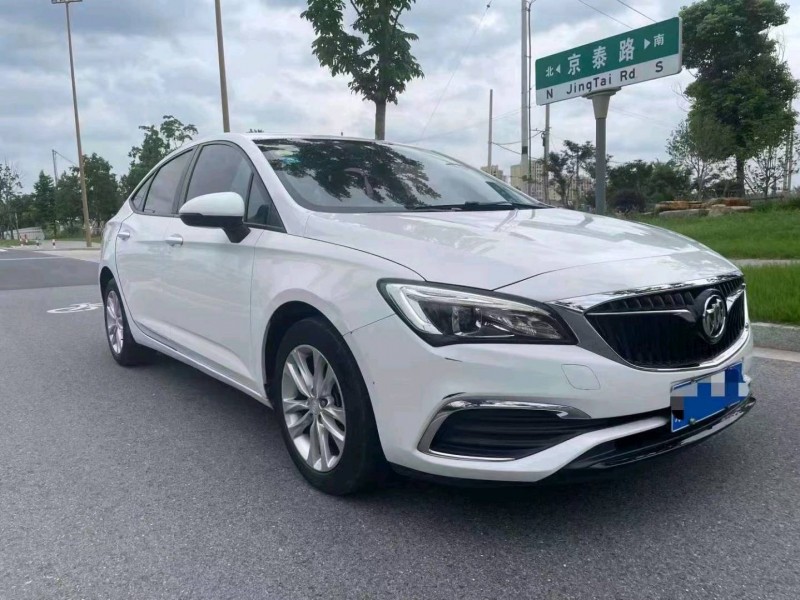 苏州18年别克威朗3