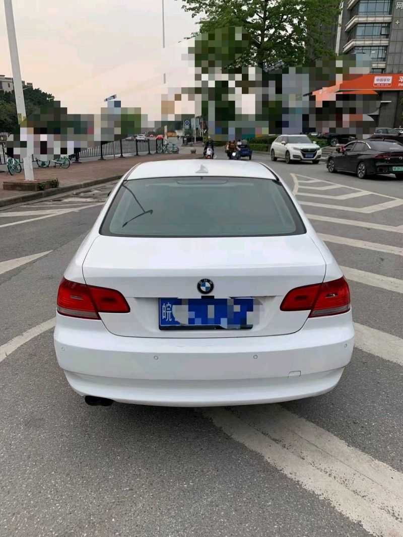 广州08年宝马3系9