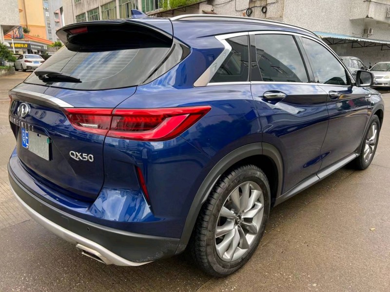 中山21年英菲尼迪QX505