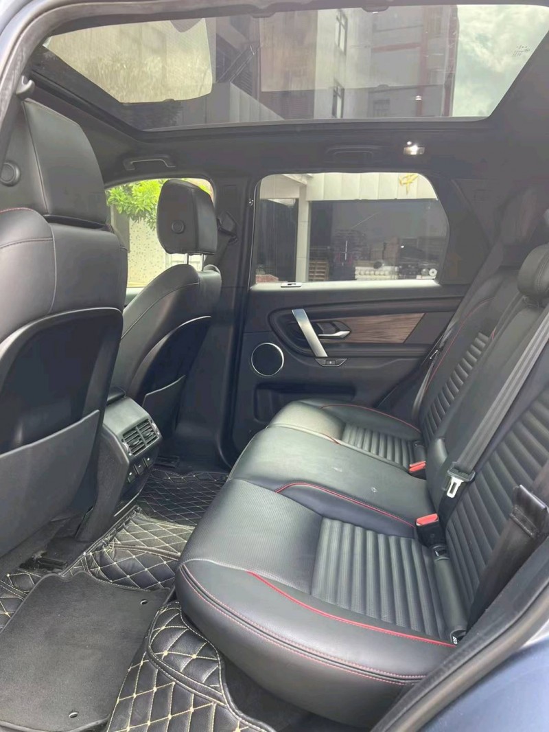 中山20年路虎发现3