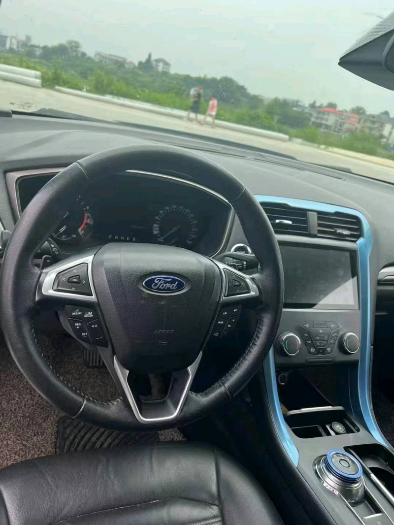 珠海17年福特蒙迪欧7