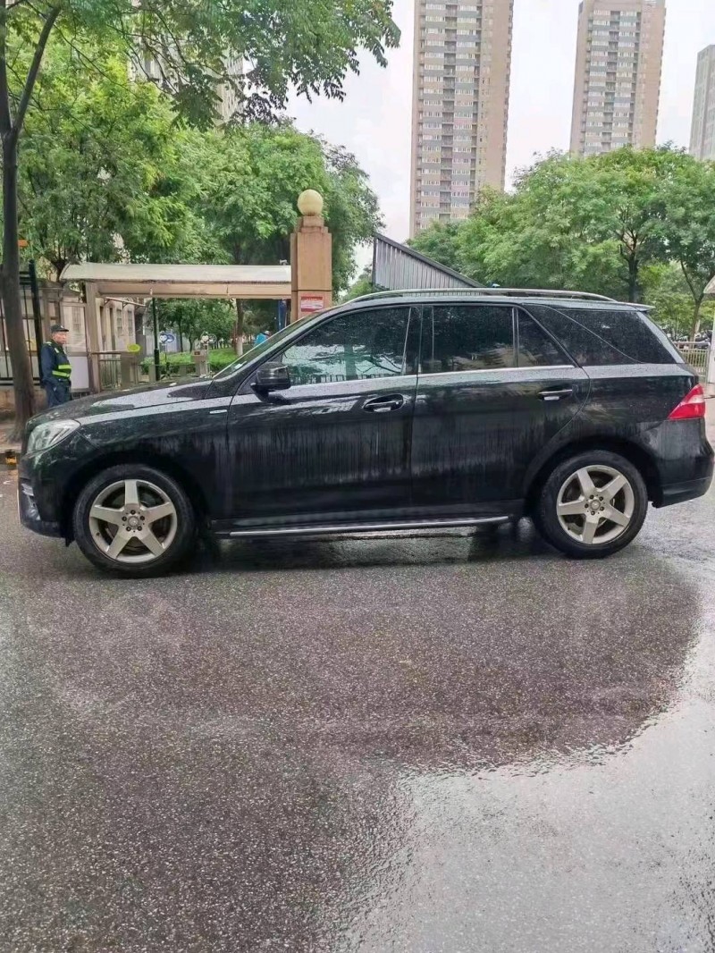 邢台15年奔驰ML3