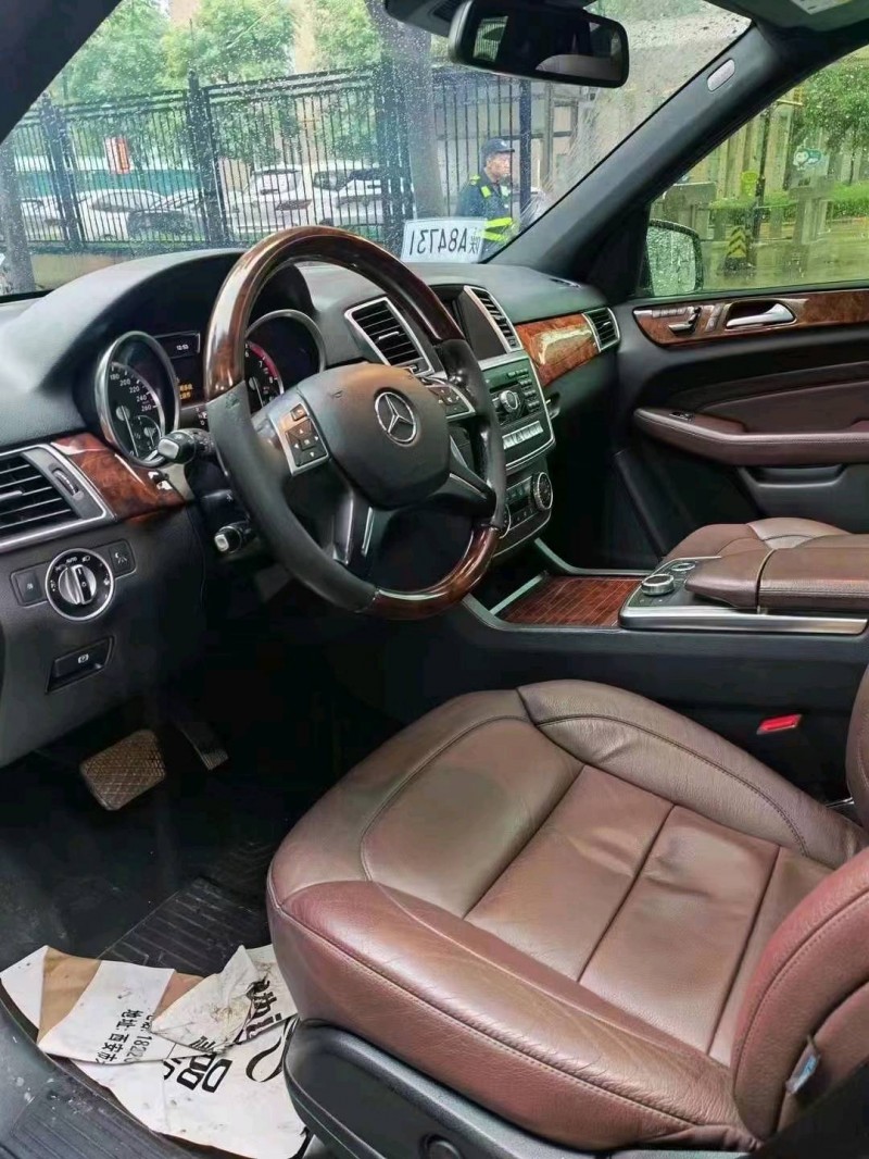 邢台15年奔驰ML4