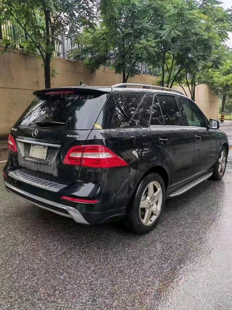 邢台15年奔驰ML7