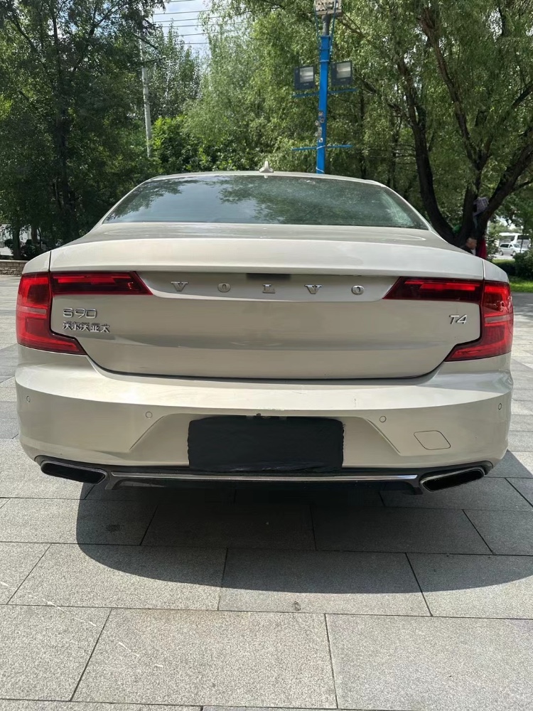 沈阳17年沃尔沃S905