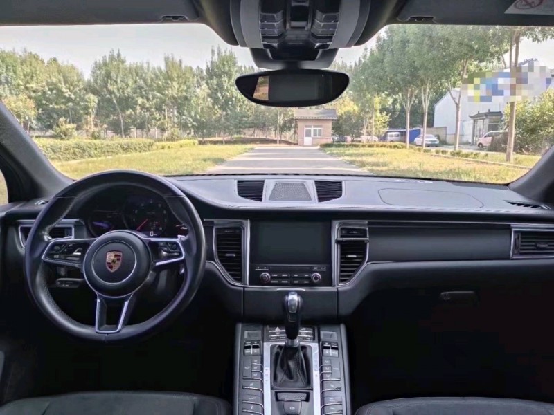 枣庄18年保时捷Macan7