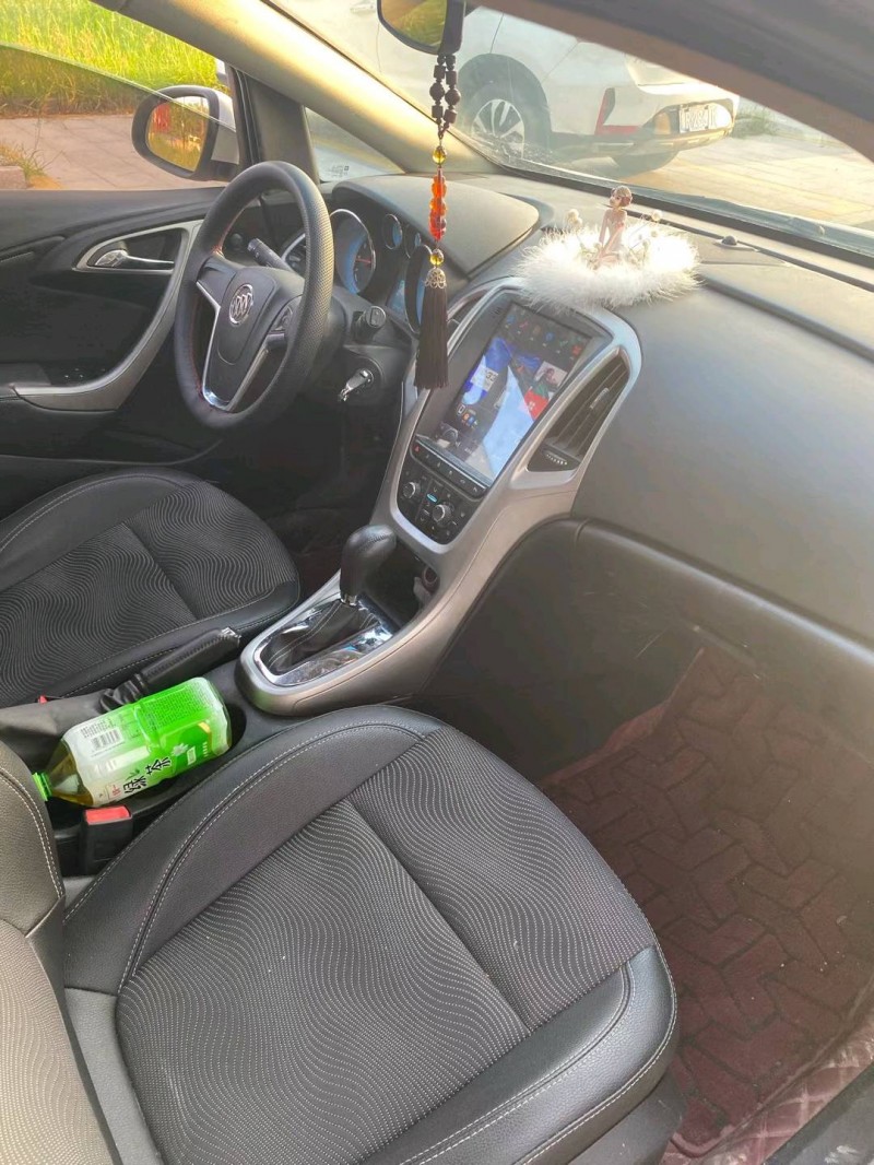 东营15年别克英朗4