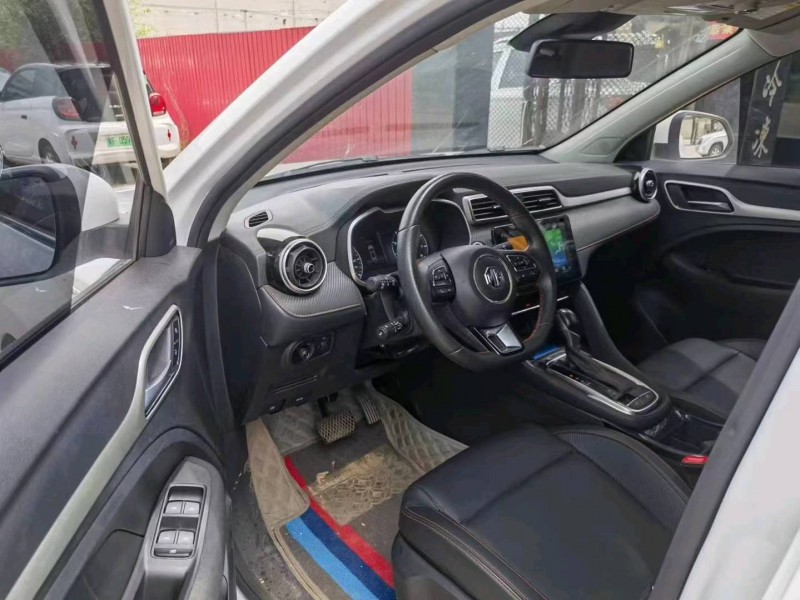 保定20年名爵ZS6