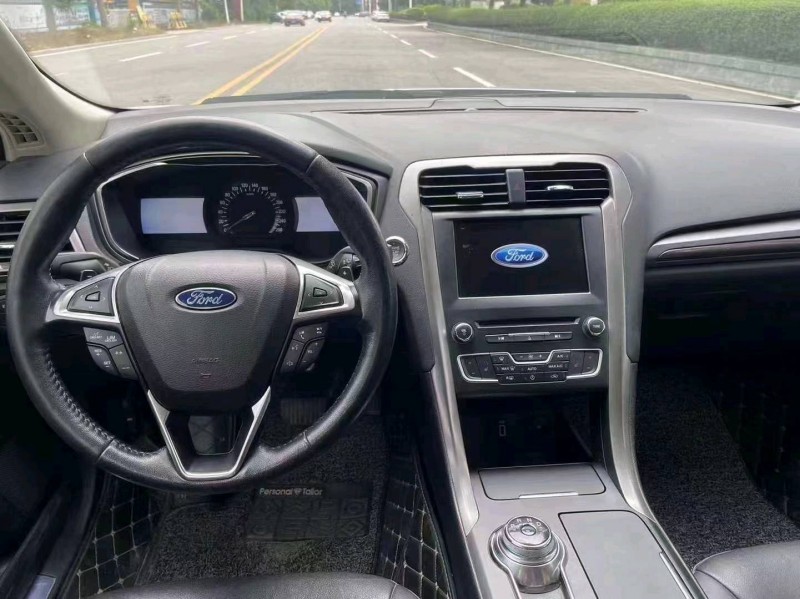 珠海18年福特蒙迪欧7