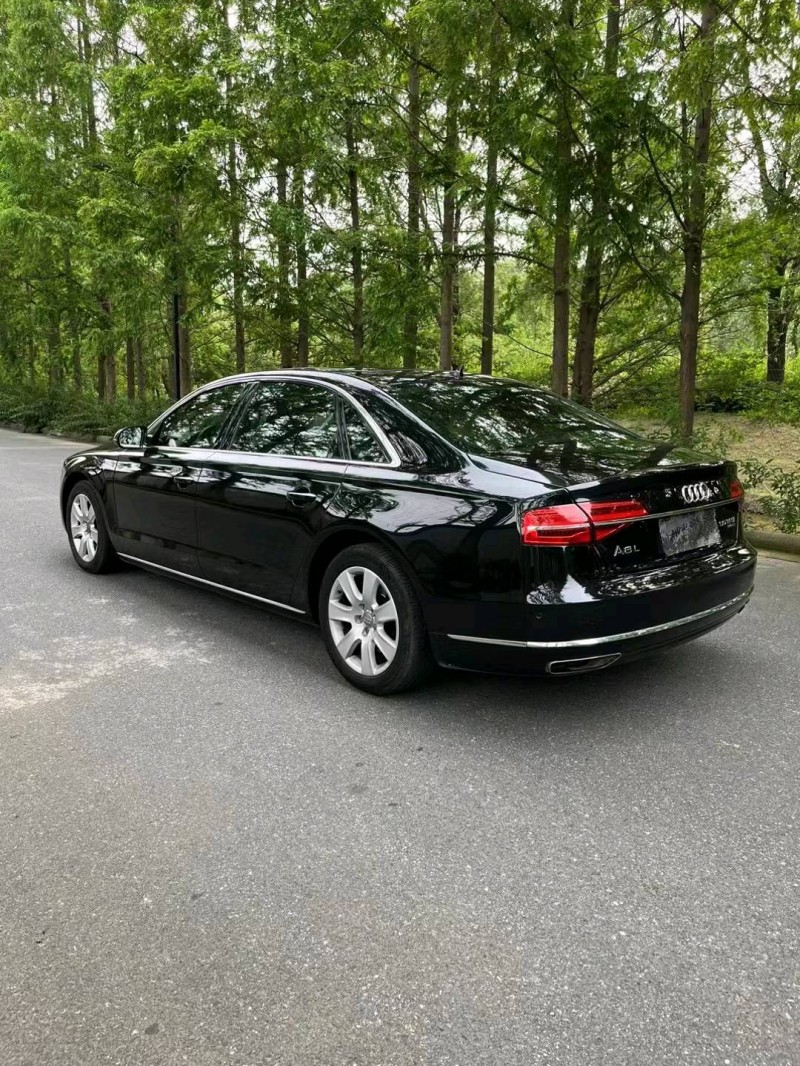 徐州15年奥迪A8L7