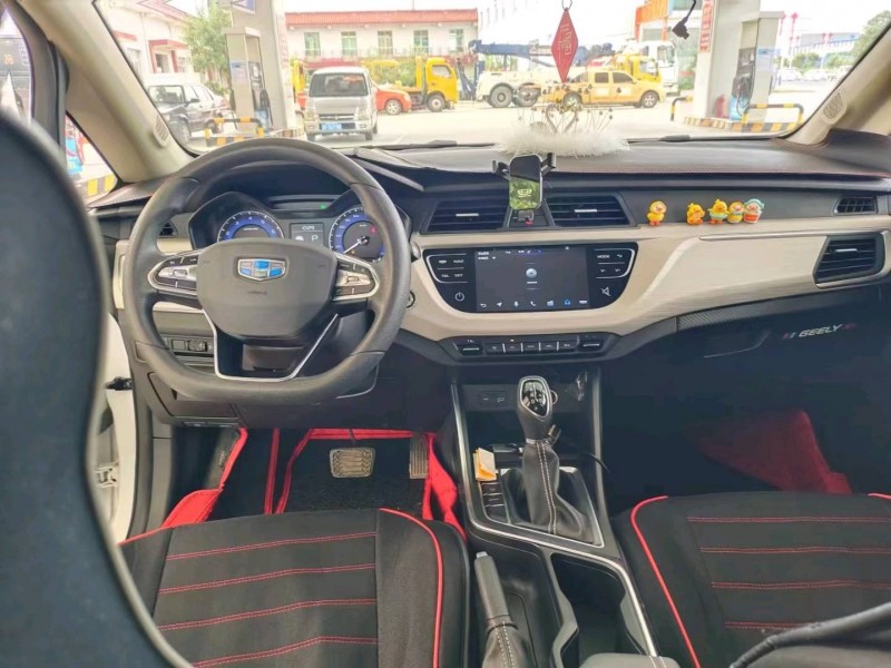 保定21年吉利远景8