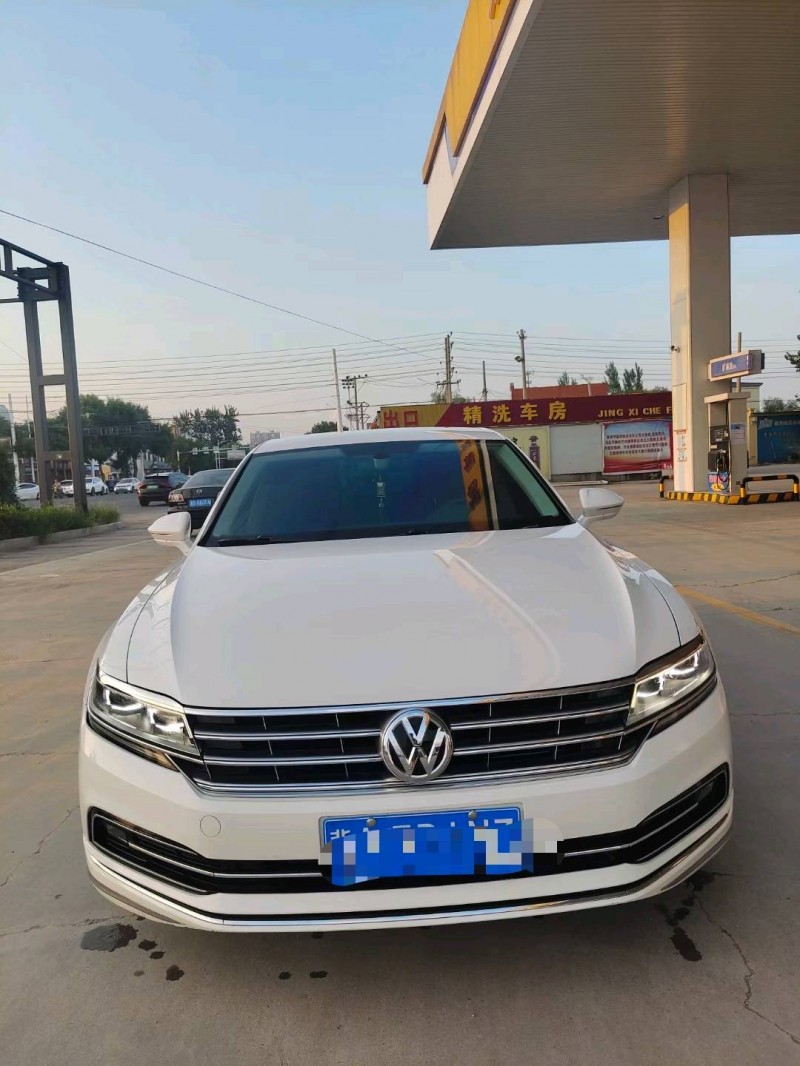 保定16年大众辉昂1