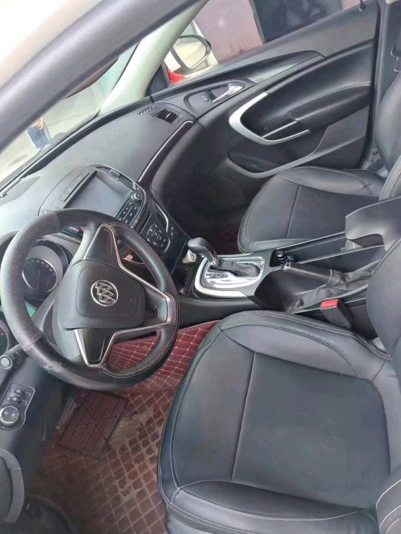 济南15年别克君威5