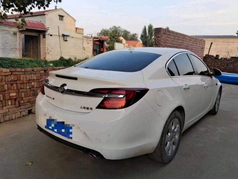 济南15年别克君威8