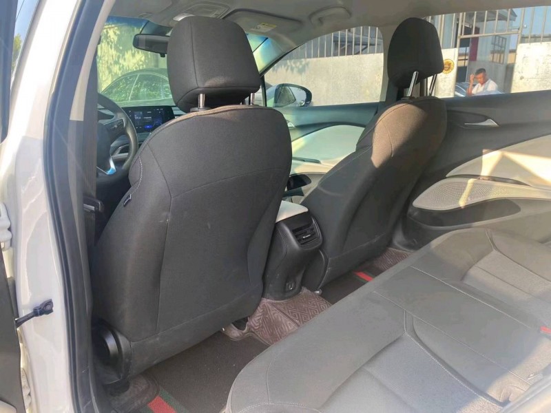 保定23年别克微蓝7