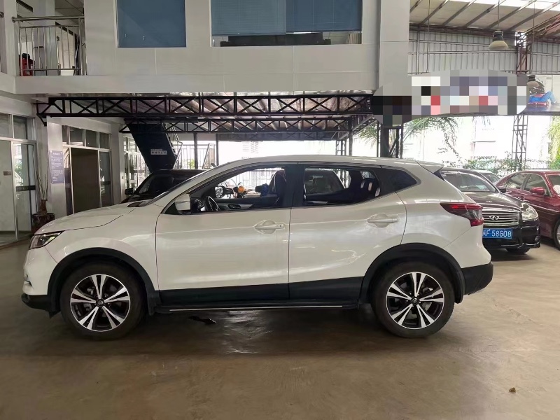 廈門21年日產逍客5