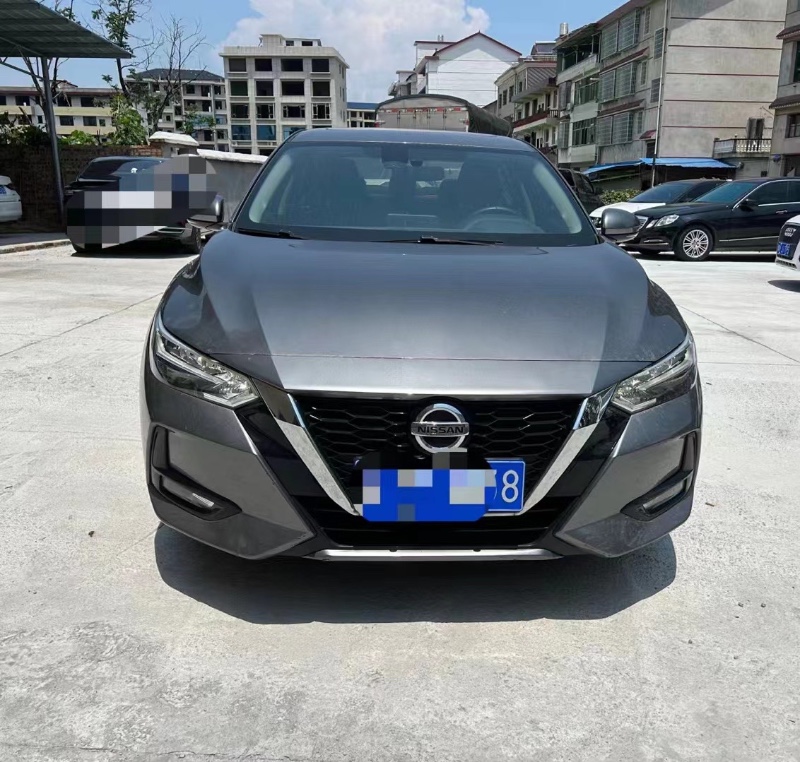 婁底21年日產軒逸1