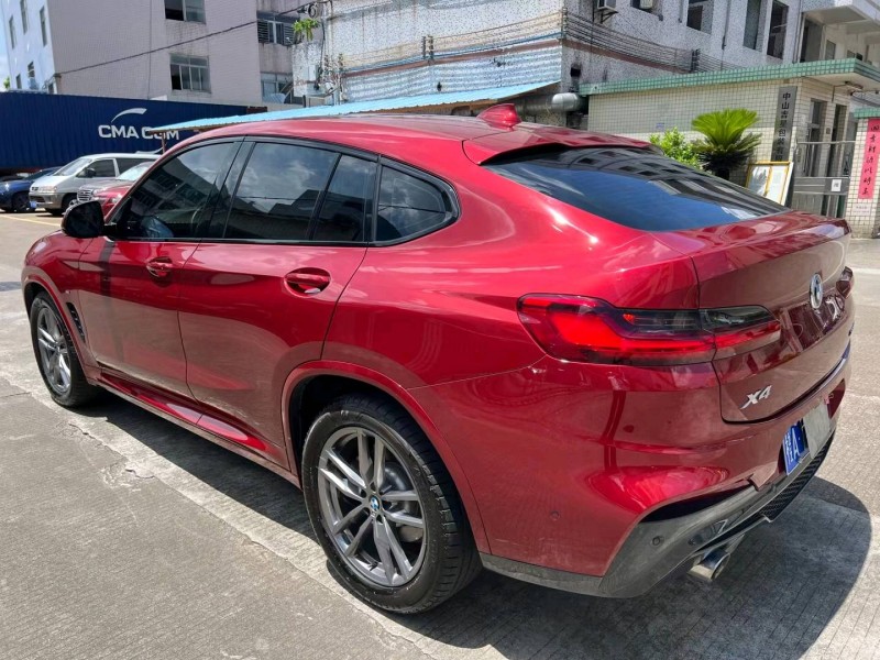 中山19年宝马X44