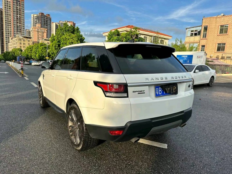 深圳18年路虎揽胜运动8