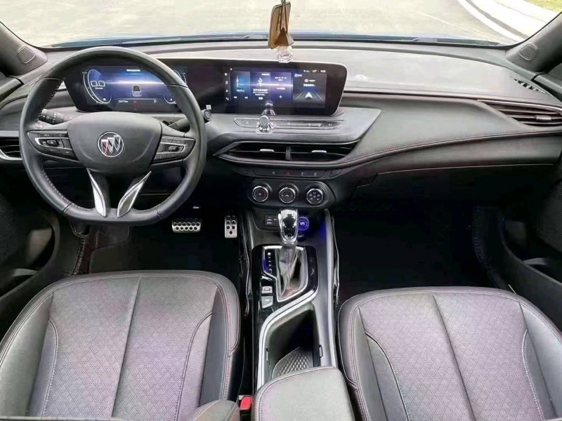 嘉兴21年别克威朗8