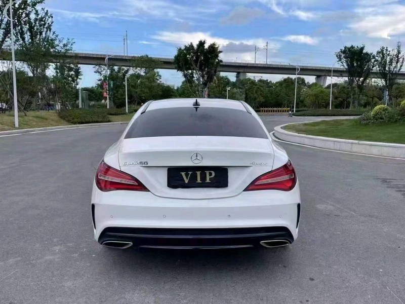 嘉兴17年奔驰CLA9