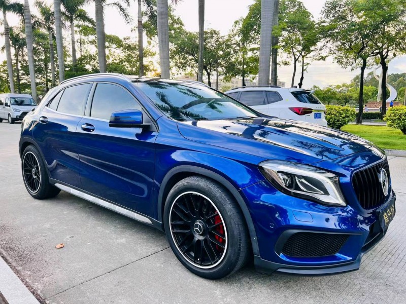 广州19年奔驰GLA2