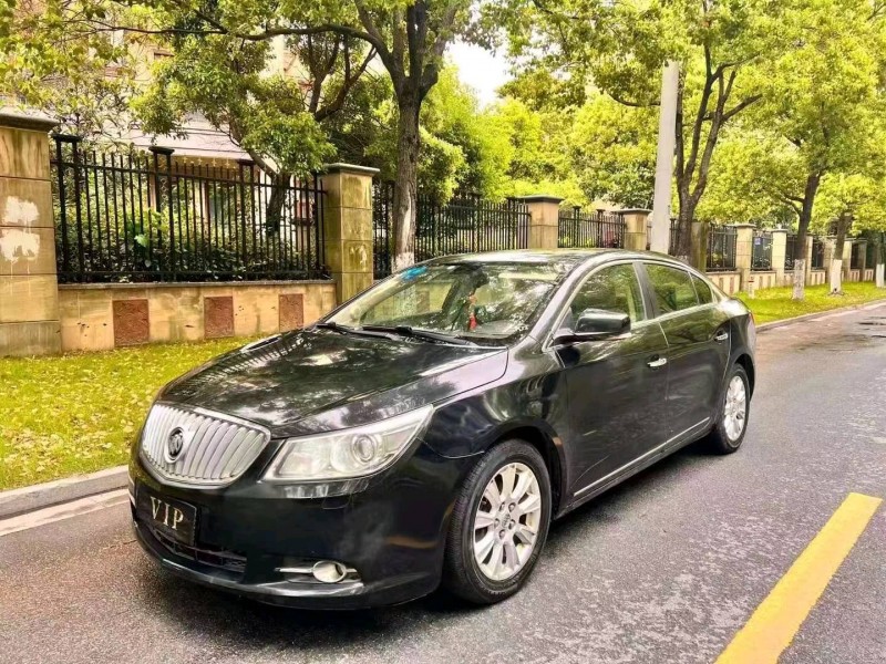 嘉兴13年别克君越3