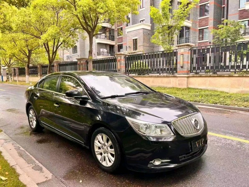 嘉兴13年别克君越7