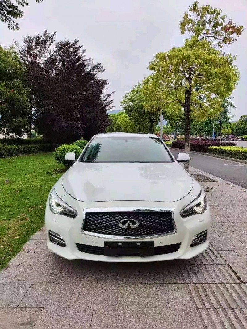 嘉兴15年英菲尼迪Q50L1