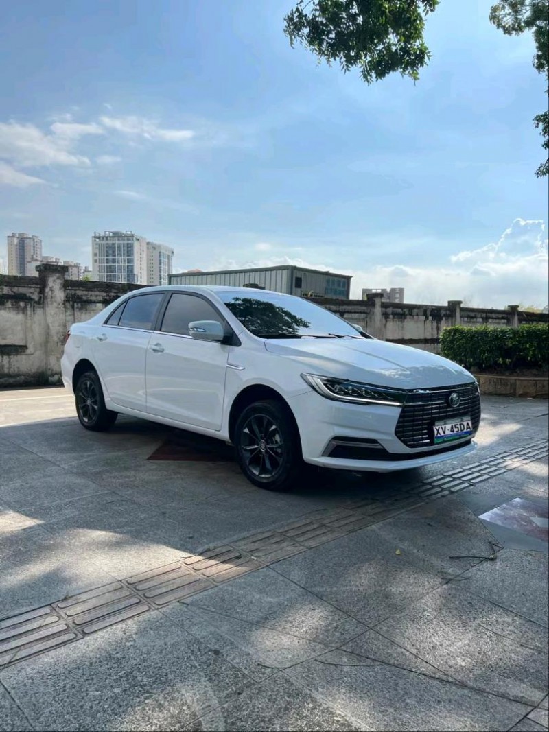 廣州23年比亞迪秦2