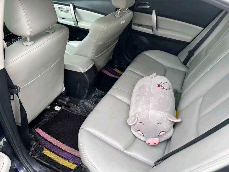 宜昌10年马自达睿翼4