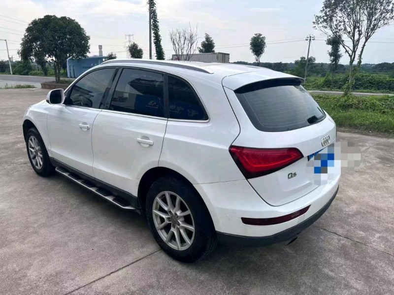 嘉兴14年奥迪Q54