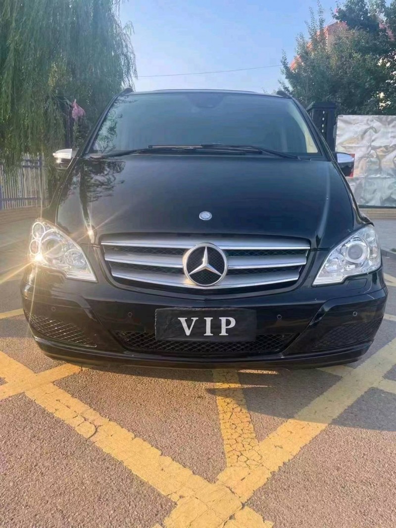 邯郸13年奔驰唯雅诺1