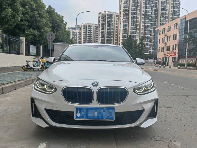 襄陽21年寶馬1系1