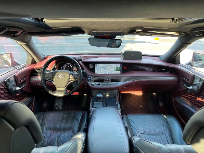 佛山19年雷克萨斯LS7