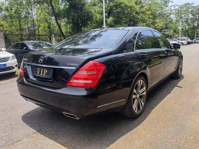 武汉13年奔驰S6