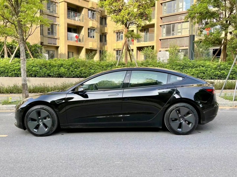 佛山21年特斯拉MODEL 37