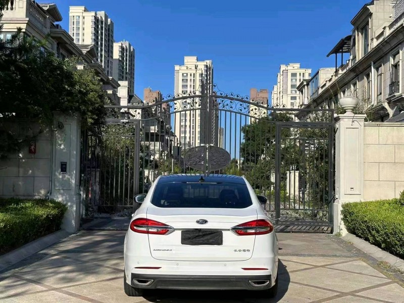 枣庄21年福特蒙迪欧9