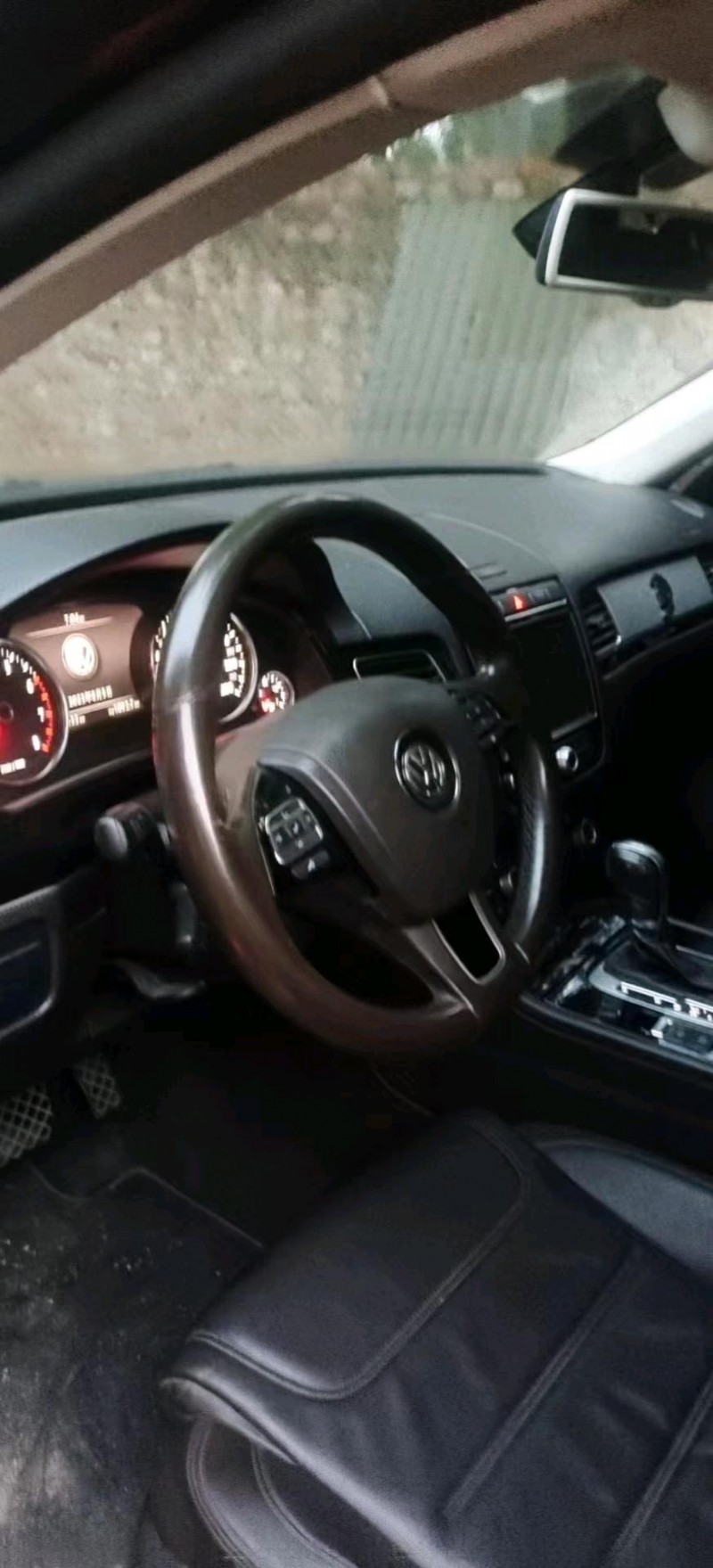 济南16年大众途锐2