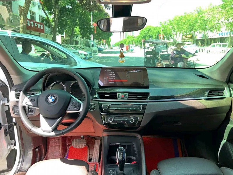 保定21年宝马X16