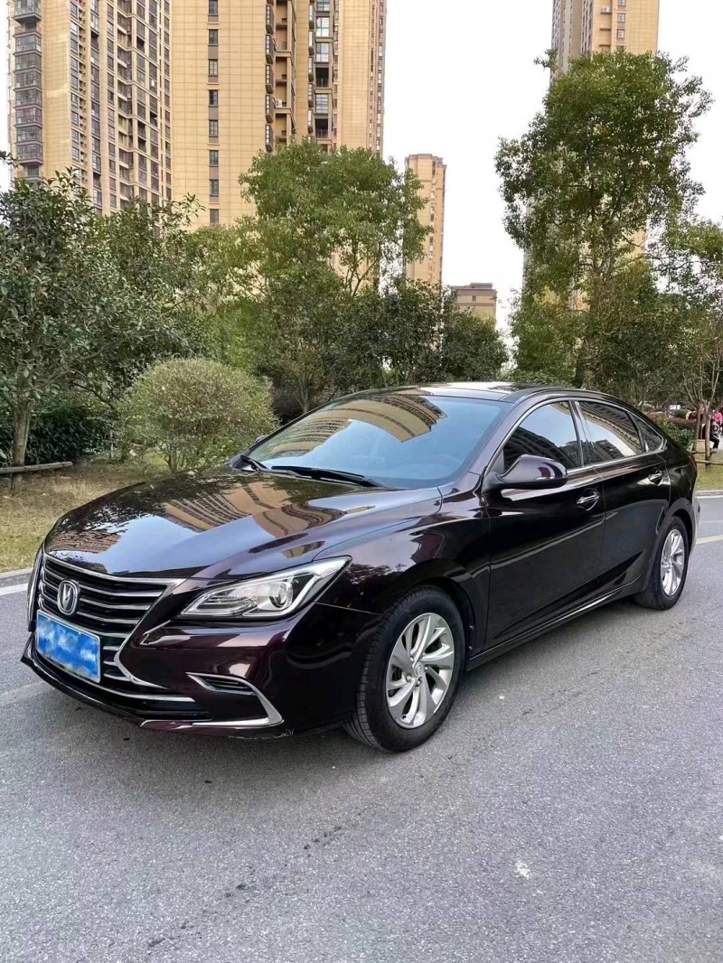 淮南19年長安汽車睿騁CC3