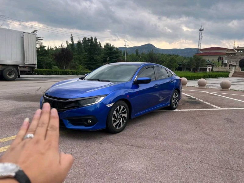 济南17年本田思域2