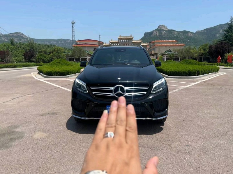 济南17年奔驰GLE1