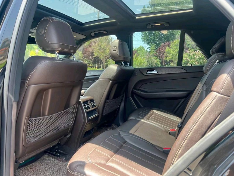 济南17年奔驰GLE5