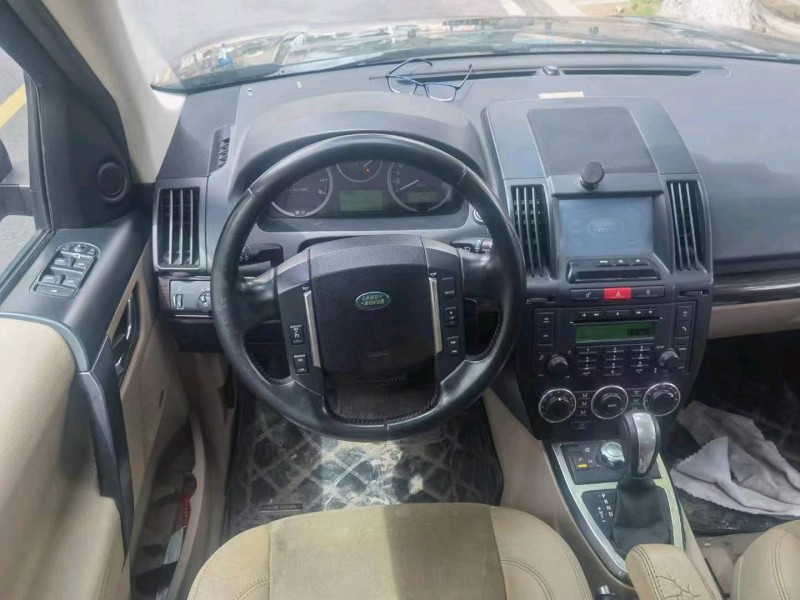 东营12年路虎发现神行6