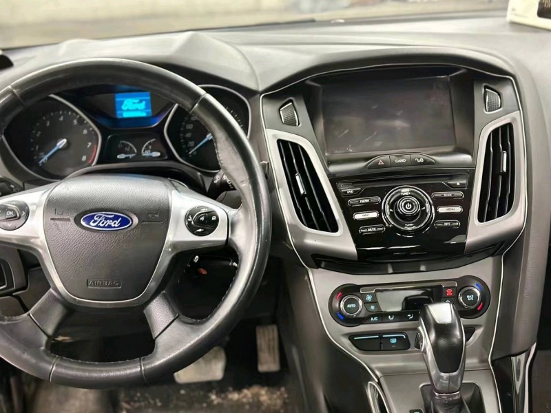 湖州14年福特福克斯3