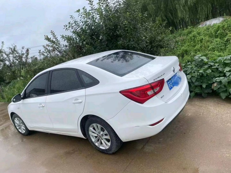 常州17年别克英朗5