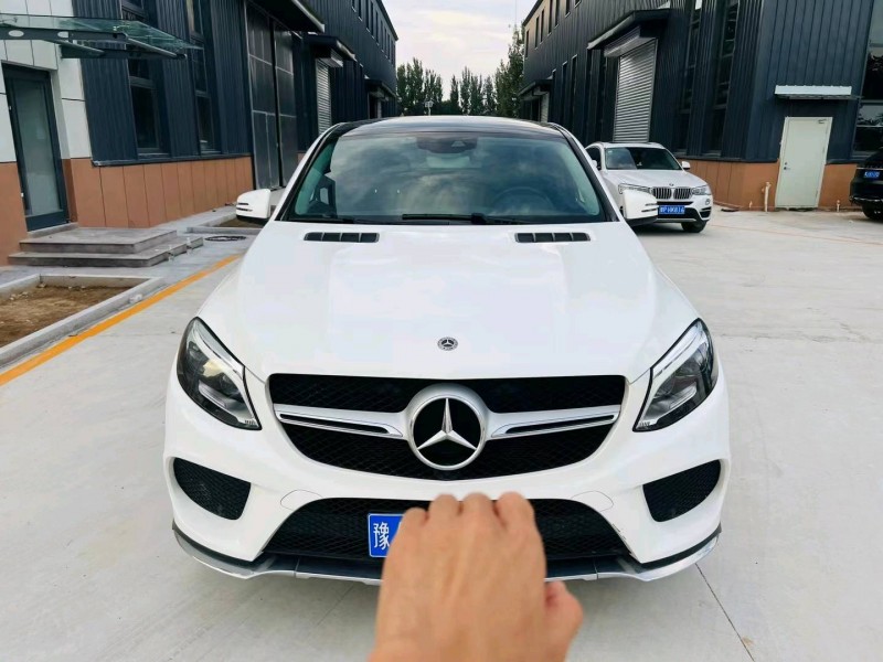 青岛18年奔驰GLE1